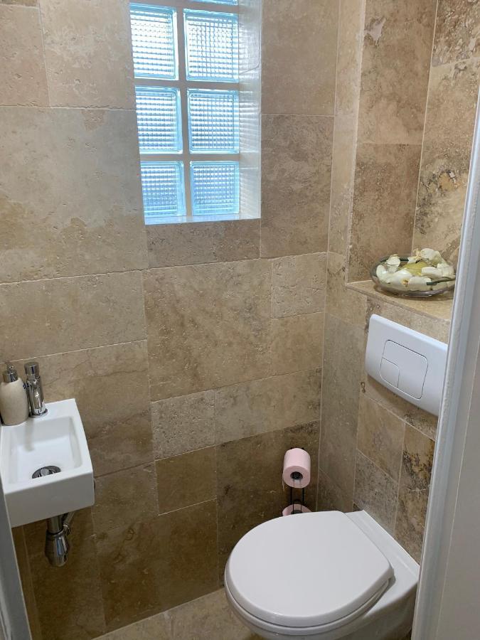 Apartment Superbe 2 Pieces A 50 M De La Promenade Des Nizza