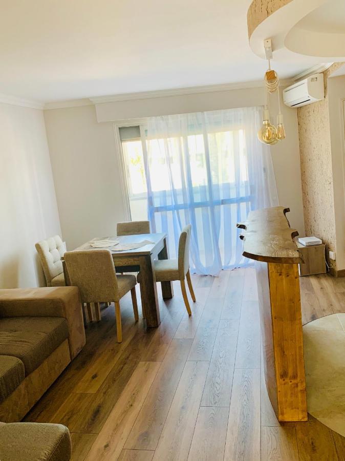 Superbe 2 Pieces A 50 M De La Promenade Des Apartment *